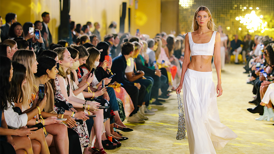 STYLECASTER | How To Get Invited To Fashion Week