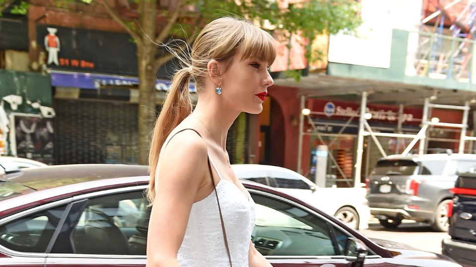 STYLECASTER | Taylor Summer Outfit